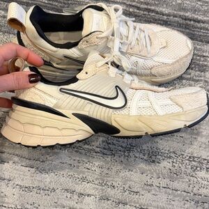 Nike V2K Run Shoes
